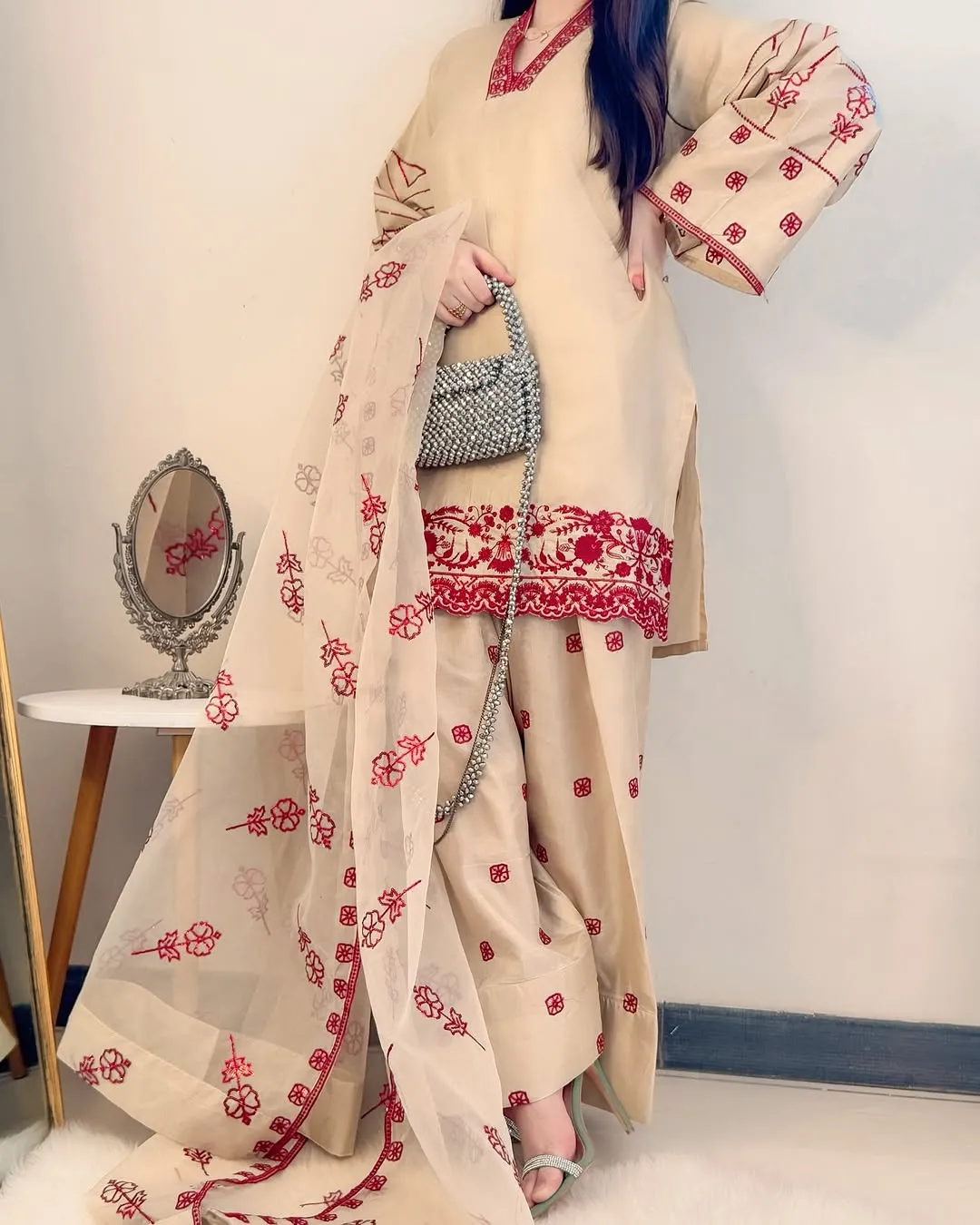 AB-Skin Farshi Lawn - Image 6
